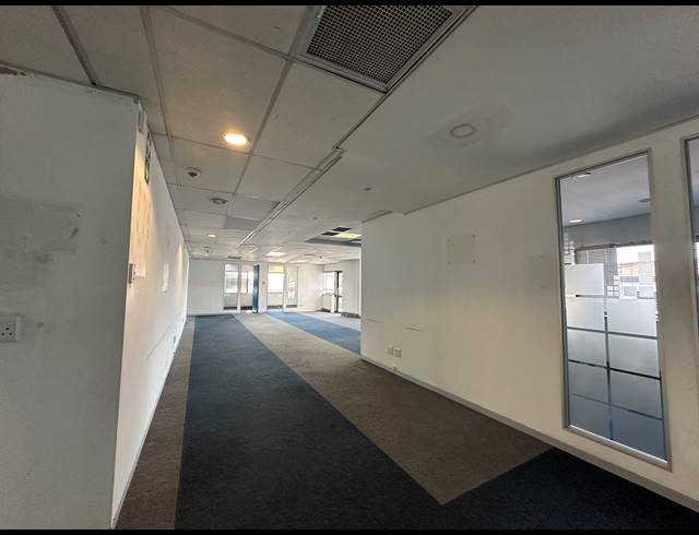 703M² OFFICE TO LET IN CENTURION CENTRAL